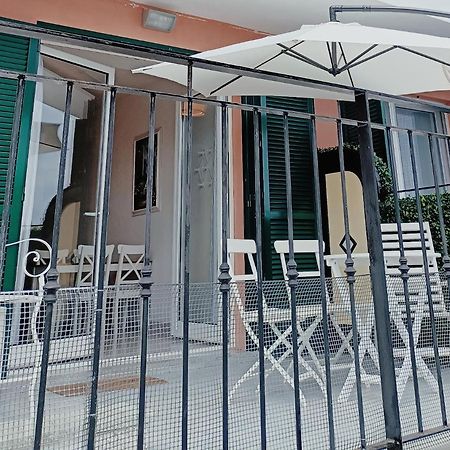 “L'Alcova Delle Sirene” Apartman Bergeggi Kültér fotó