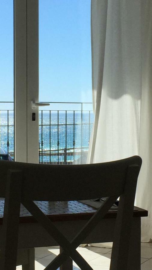 “L'Alcova Delle Sirene” Apartman Bergeggi Kültér fotó